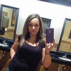 Meet your Posher, Carrie